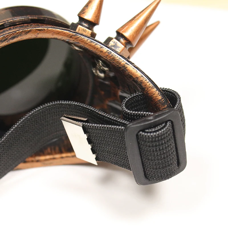 

Danganronpa V3 Iruma Miu Cosplay glasses Prop Gothic Cosplay Rivet Steampunk Goggles Glasses Welding Punk