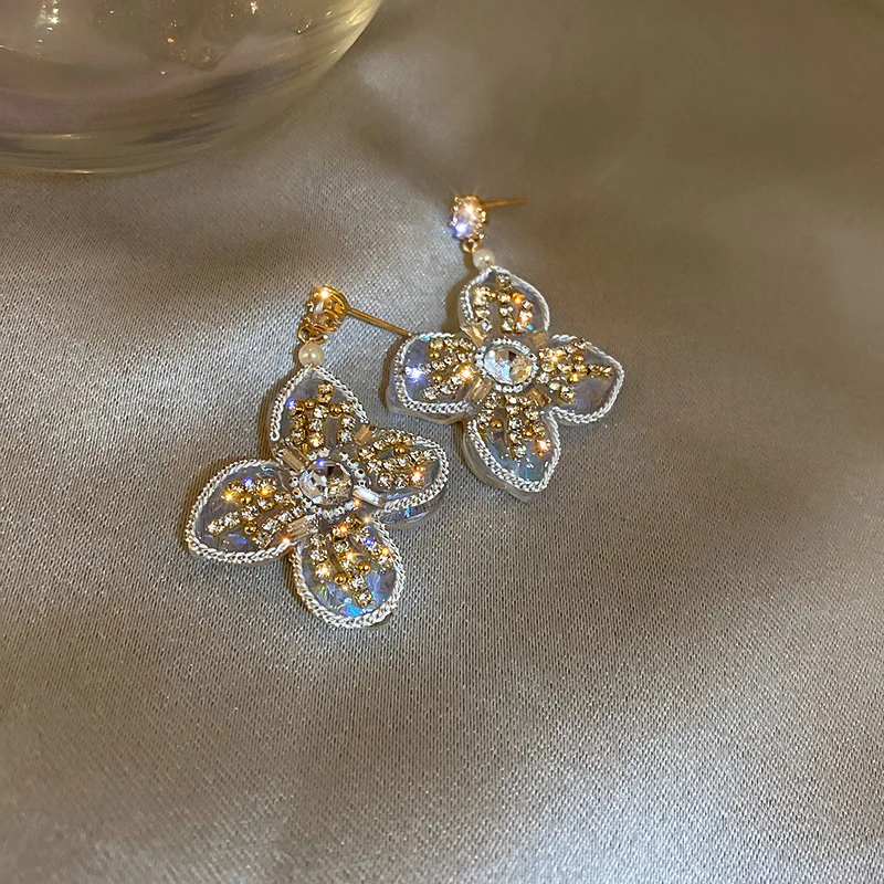 

Fantisy Transparent Crystal Floral Pendant Earrings for Women Girls Sparkly Rhinestone Charm Dangle Earrings Accessories