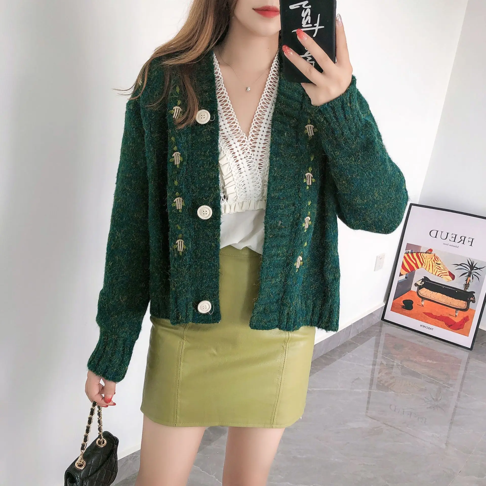 

Spring And Autumn 2021 New Knitwear Sweater Cardigan Female Embroidery Top Thick Coat Fashion Crop Sweater