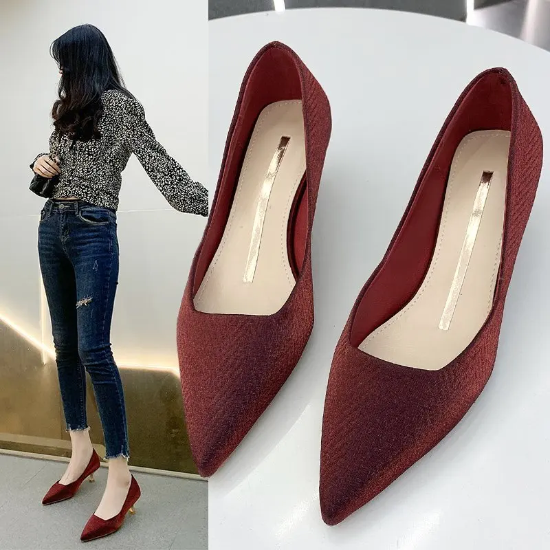 

Women's Shoes
