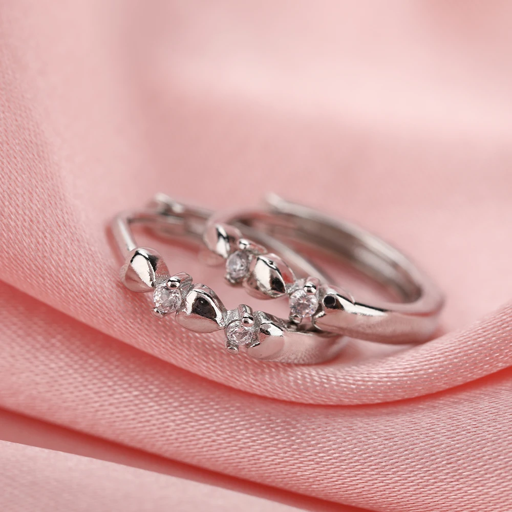 

1 Pair Magnetic Slimming Earrings Love Heart-shaped Earrings Silver Lose Weight Acupoints Health Slimming Ear Studs