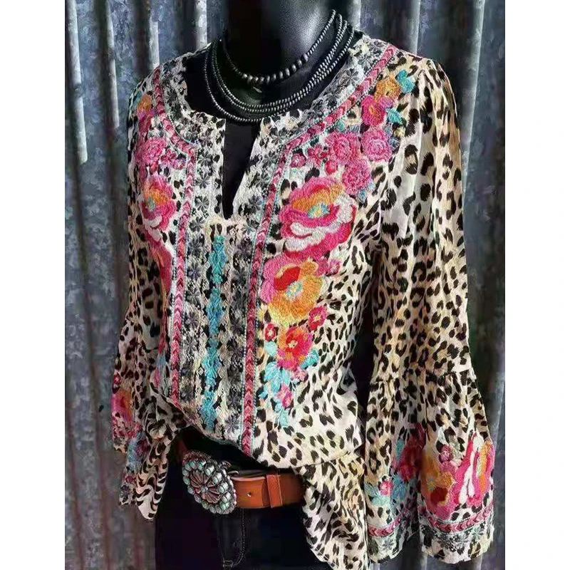 

Lugentolo Leopard Womens Blouses Vintage Print Flare Sleeve V-neck Loosw Tops 2021 Summer New Shirts