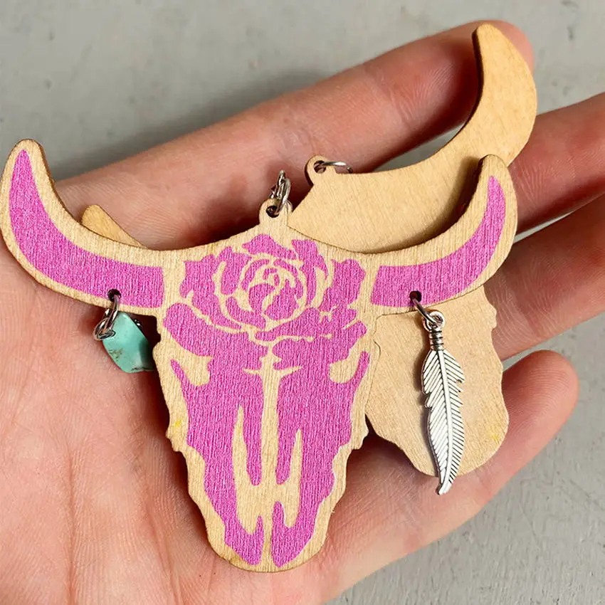 Деревянные висячие серьги Cowgirl с головой коровы и перьями бирюзовый камень