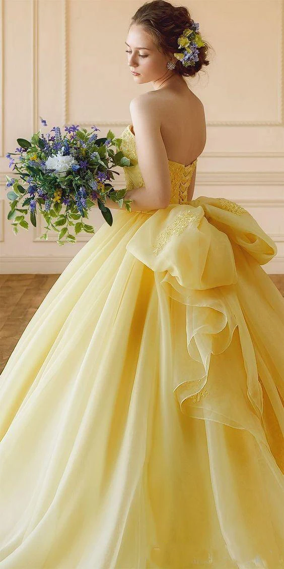 Изготовленный на заказ платья Quinceanera желтого цвета Романтический бальное платье