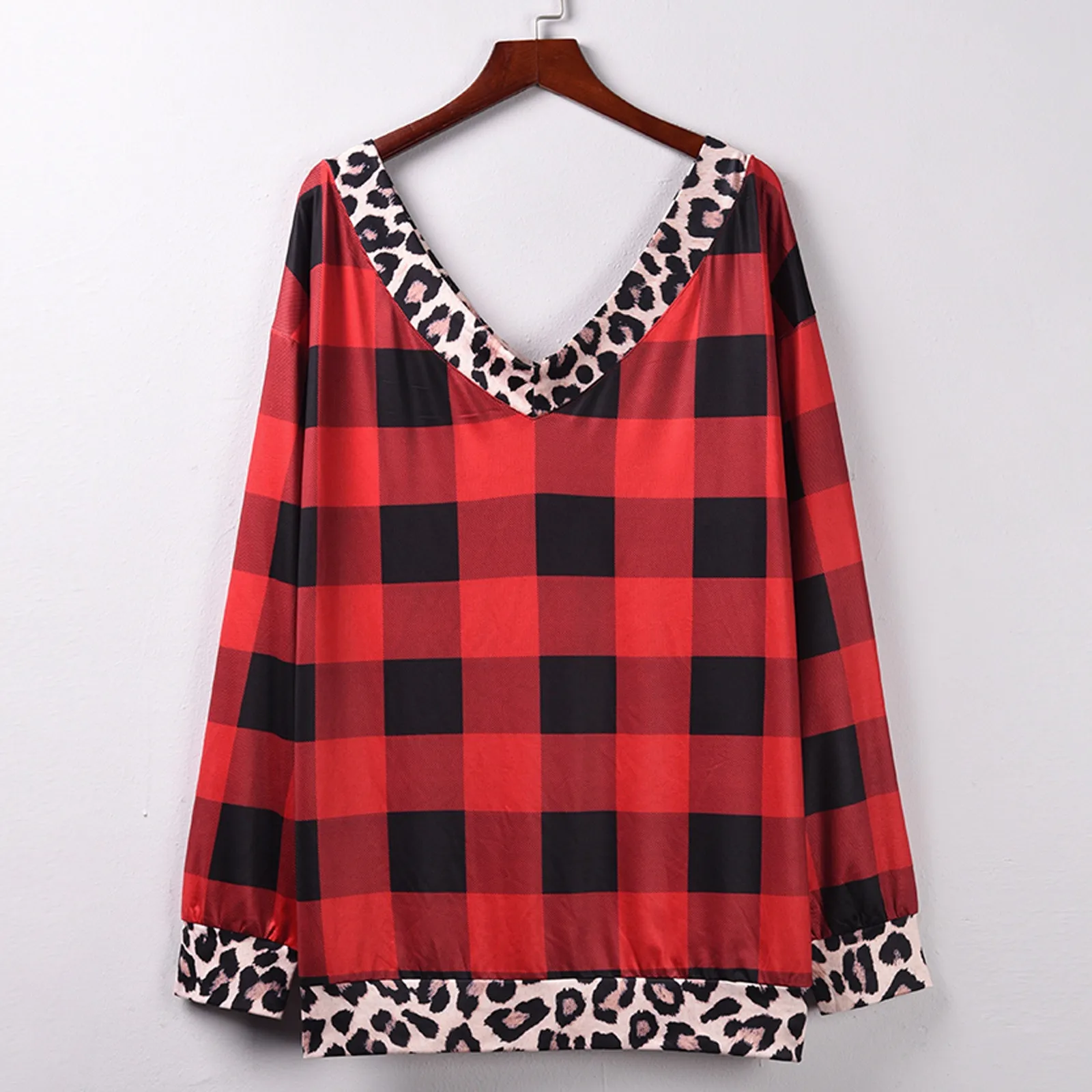 

Woman Sweatshirt V Neck Tops Leopard Print Lattice Long Sleeve Tops Fashion Pullover Top Autumn Spring Streetwear Female Hoodies