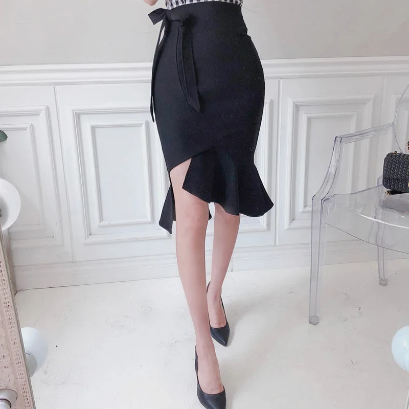 Женское платье с бантом модное в клетку и асимметричная юбка до середины бедра