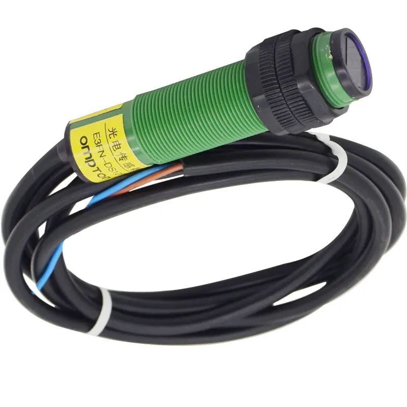 Фотоэлектрический переключатель E3FN DS10P2 PNP без рассеянного отражения постоянного