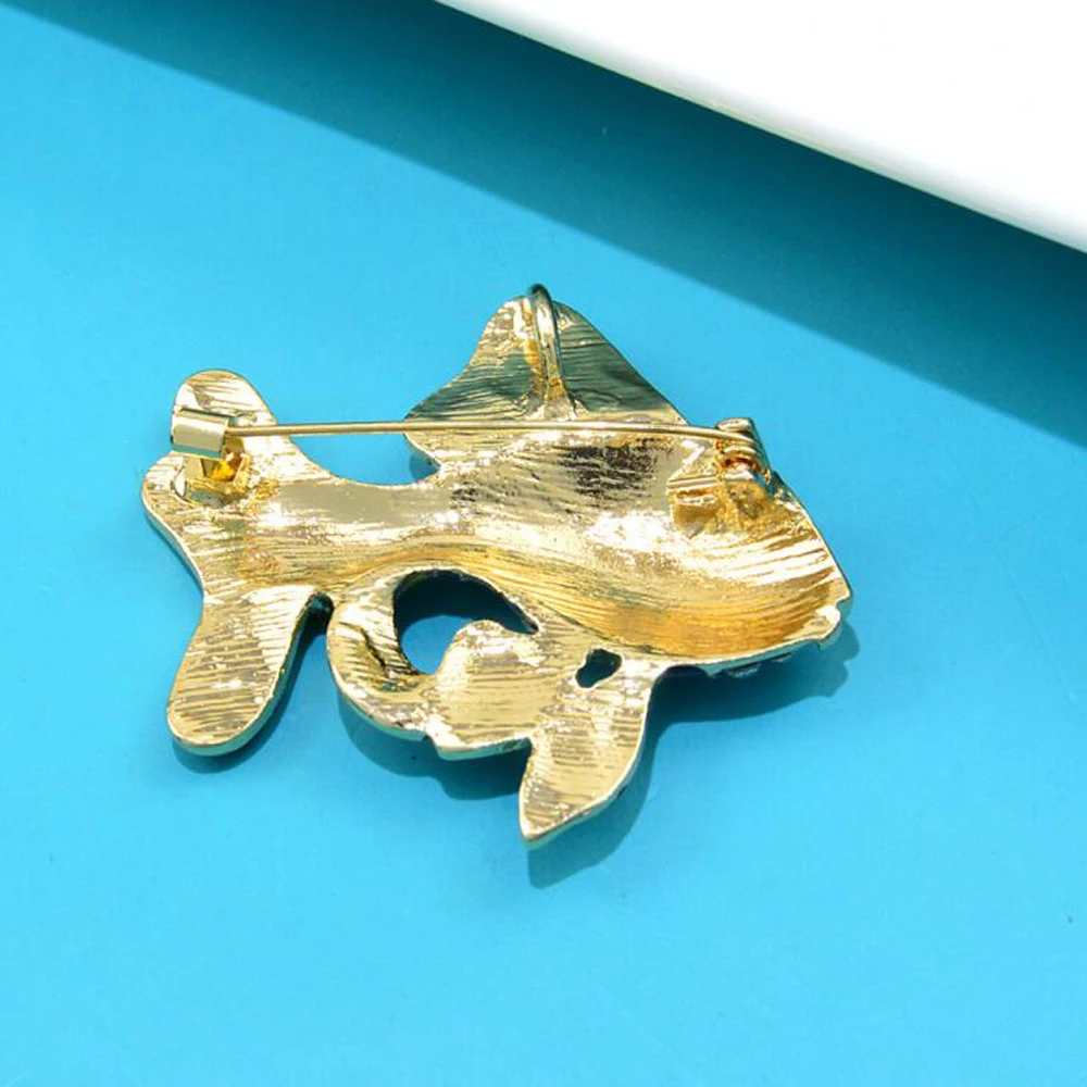 Милая тропическая брошь OI с рыбой Бриллиантовая Женская Брошь для пальто костюма