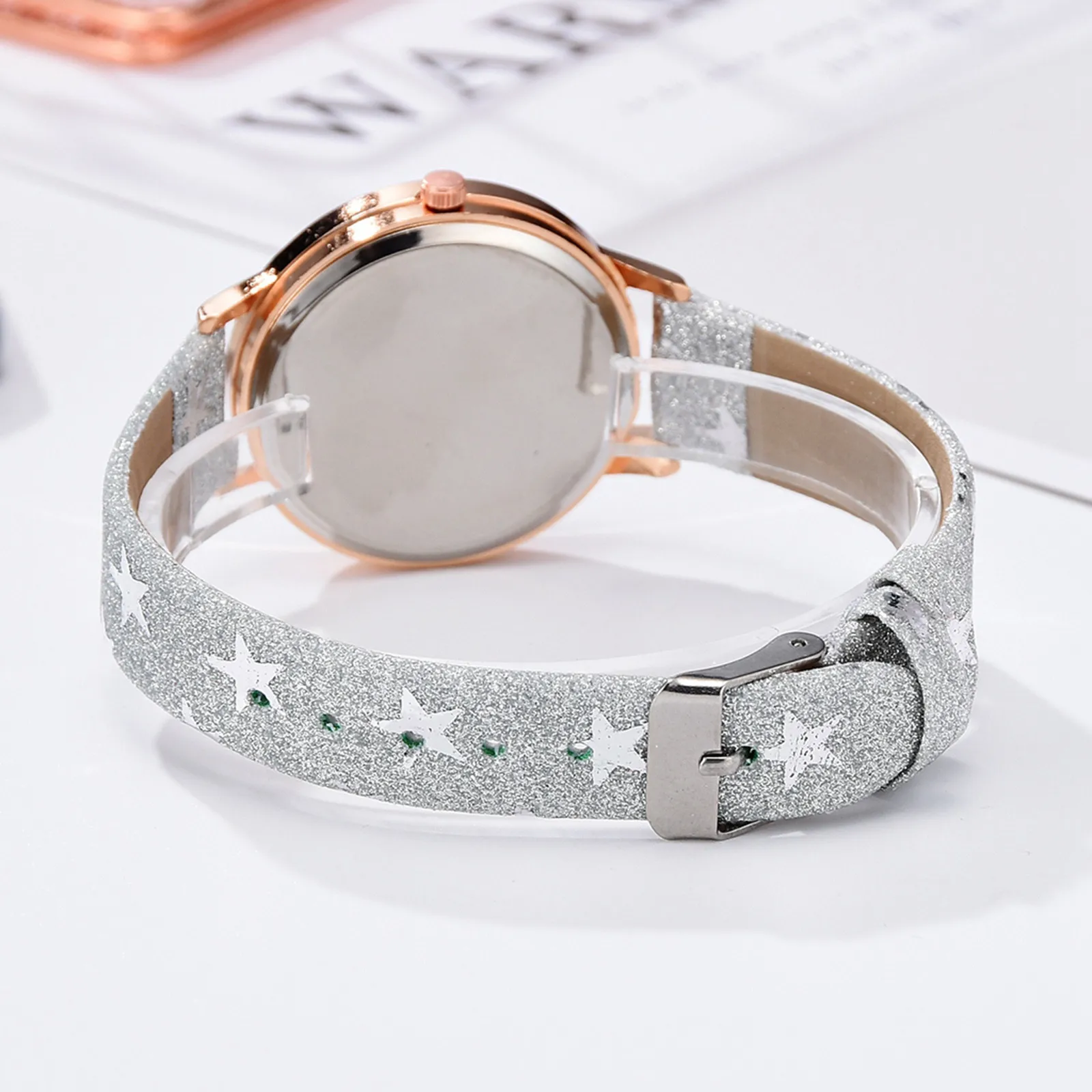 

Watch for women stylish luxury Watches Simple Star print Dial Shiny Frosted leather strap Bracelet Wrist Watch NEW