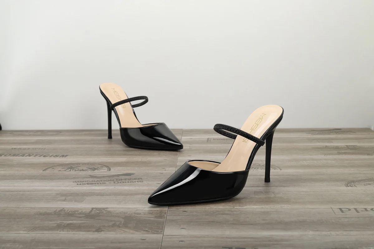 

Refreshing pointed toe hollow sandals patent leather hollow high heels large size sandals 32-46
