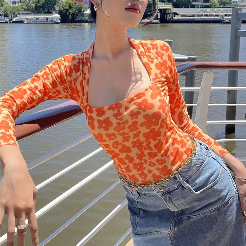 

Ins Style Women Close-fitting Pullover T-shirt Orange Floral Printed Pattern Long Sleeve Square Collar Tops S/ M/ L
