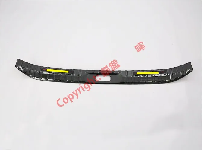 Черная декоративная Накладка на порог заднего бампера из нержавеющей стали для