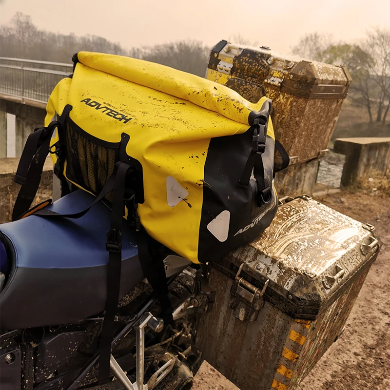 Водонепроницаемая сумка для заднего сиденья мотоцикла дорожная сухая на 66 л