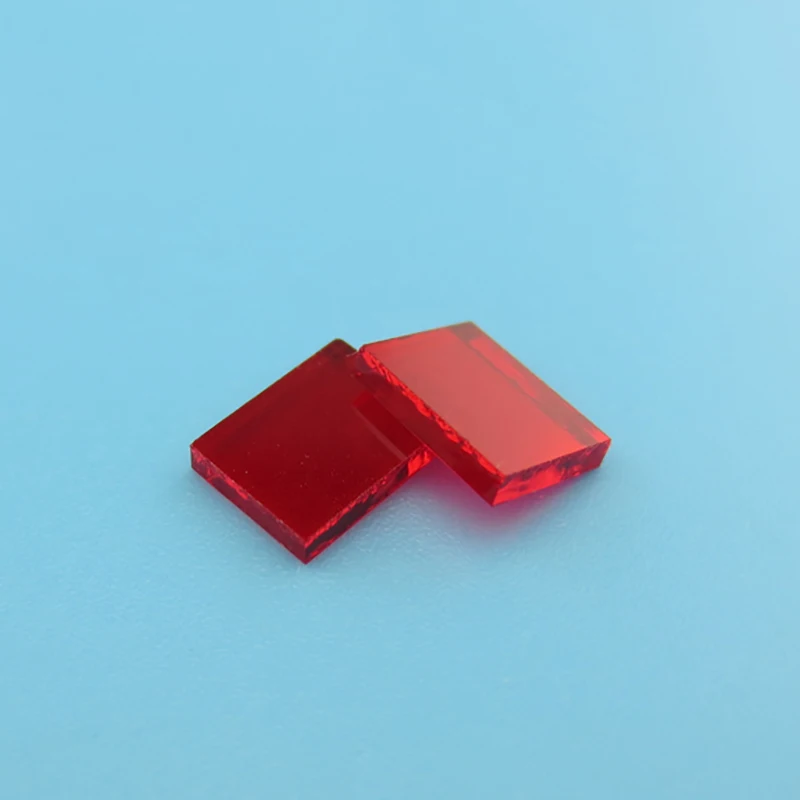 

625nm-665nm Square High Transmittance Red Light Through-beam Filter Lens 635-650nm Bandpass Narrowband Red Filter