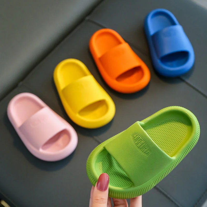 

Household Slipper Boy Flip Flops Soft Soles Garden Autumn Footwear Women shoes 2020 Children Flat girls Slippers platforms Home