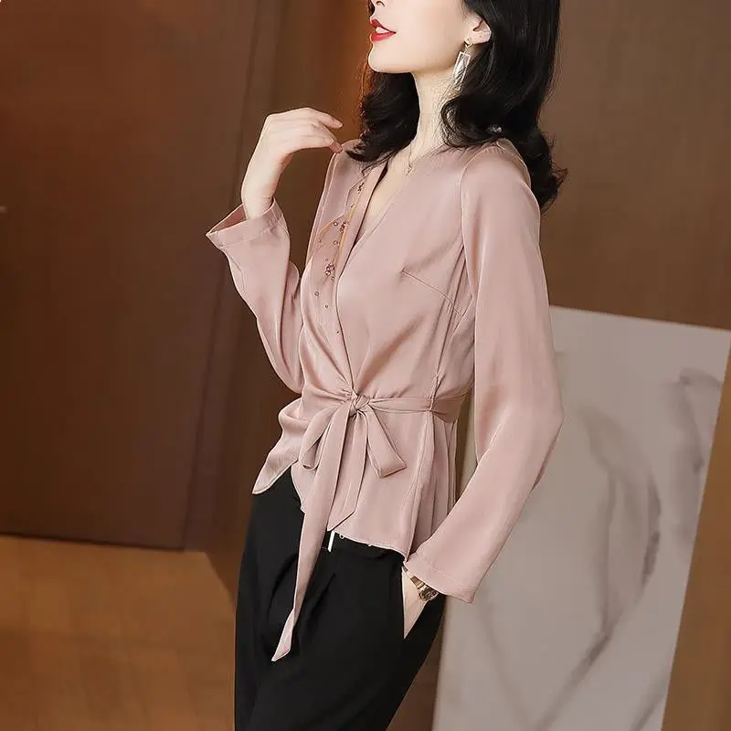 

Women's Spring Autumn Style Blouses Shirt Women's Lace Up Bow V-Neck Solid Color Rivet Bead Korean Tops SP799