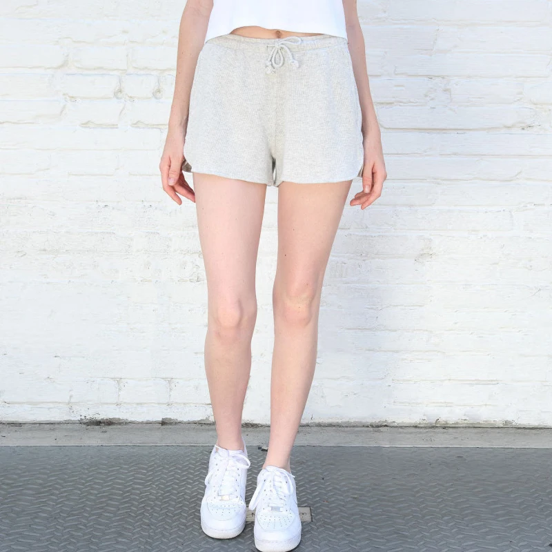 

Женские повседневные эластичные шорты с вафельным поясом и боковыми карманами