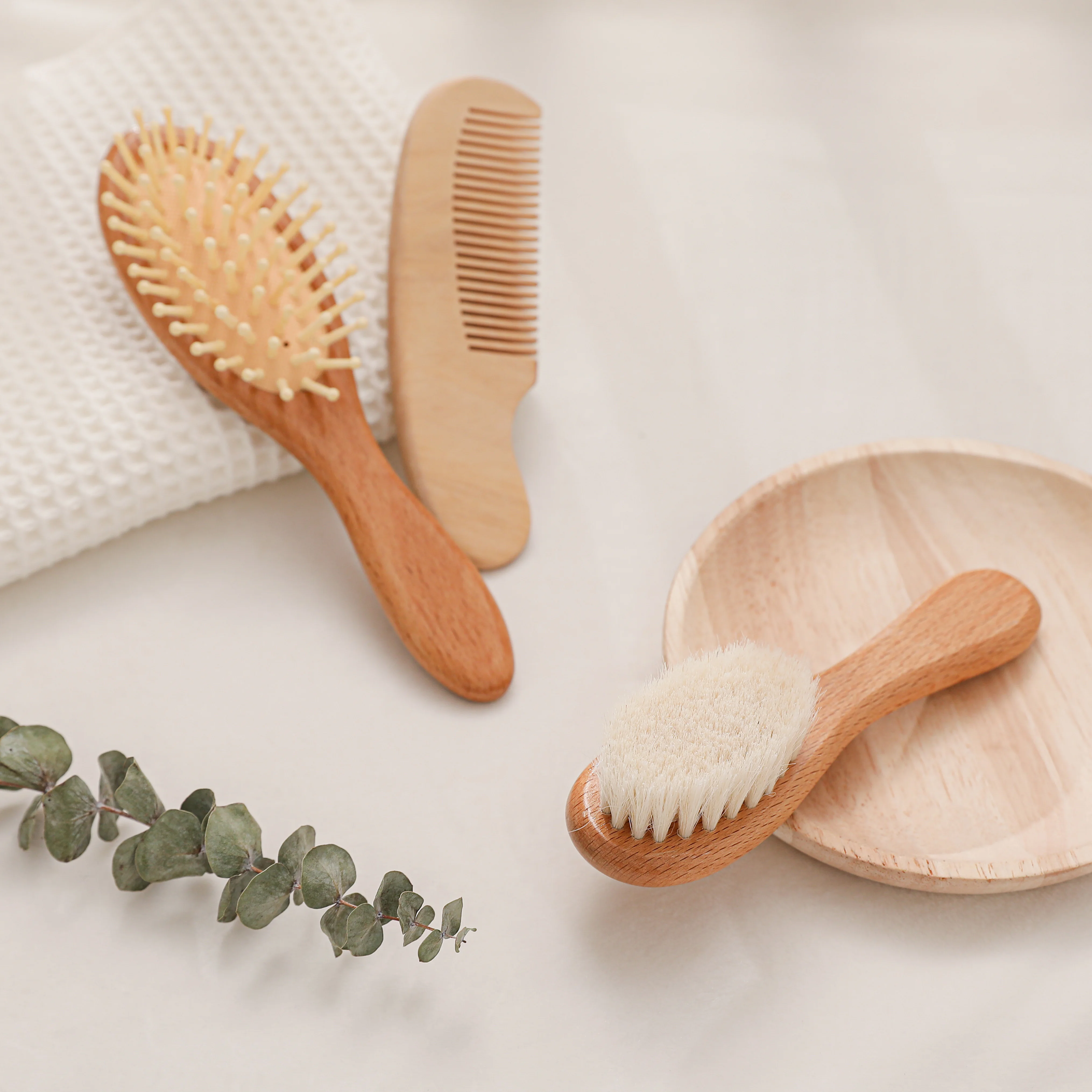 

3 pcs/set Newborn Baby Care Baby Wooden Soft Wool Hair Brush Baby Hairbrush Hair Bath Brush Comb Custom Name