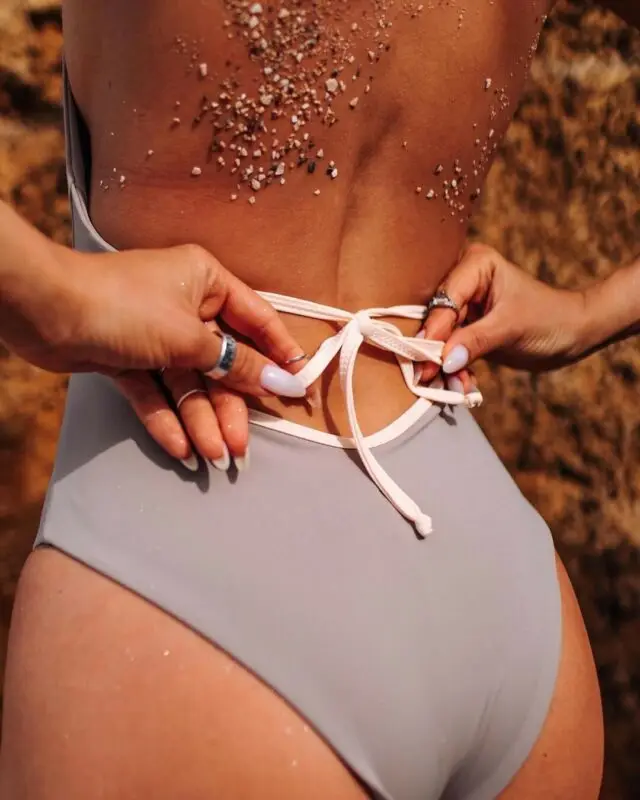 Сексуальное бикини на шнуровке с оборками Цельный Монокини купальник для женщин