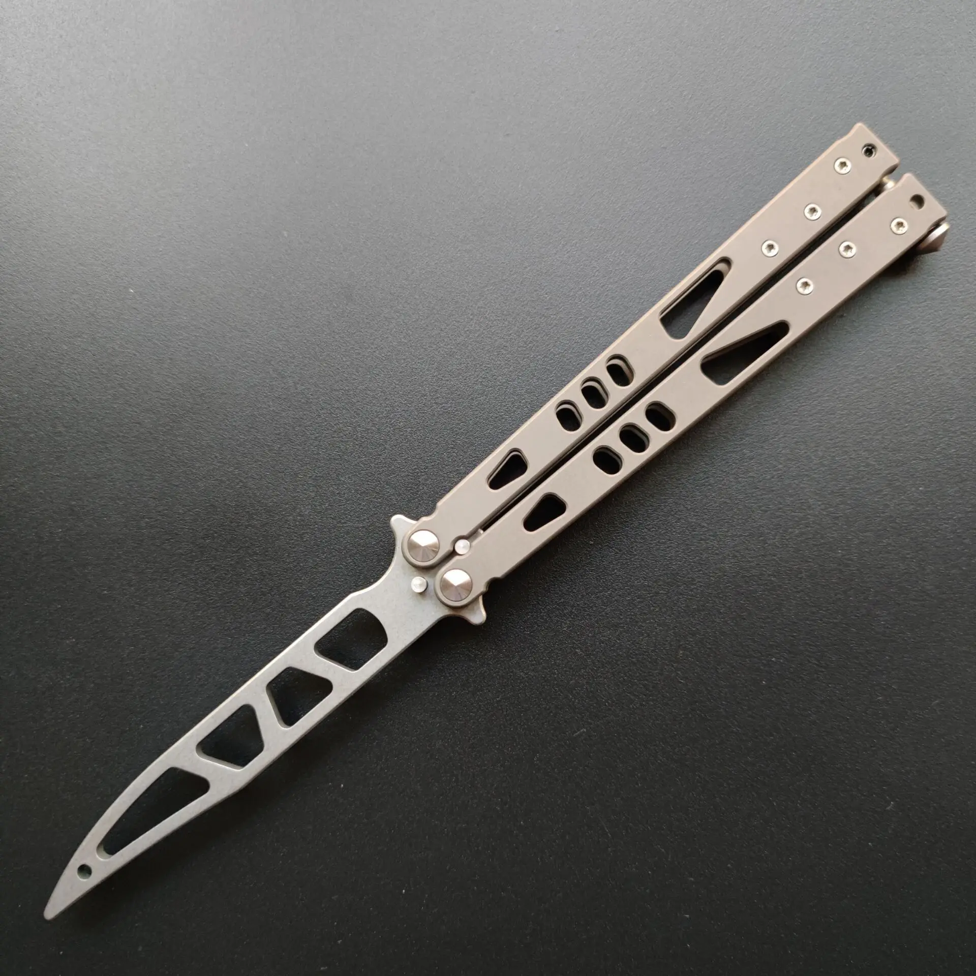 нож бабочка баттерфляй из стендоффа. нож бабочка 2. Steelclaw секиро-02. нож бабочка 2. Jin hong li нож бабочка.