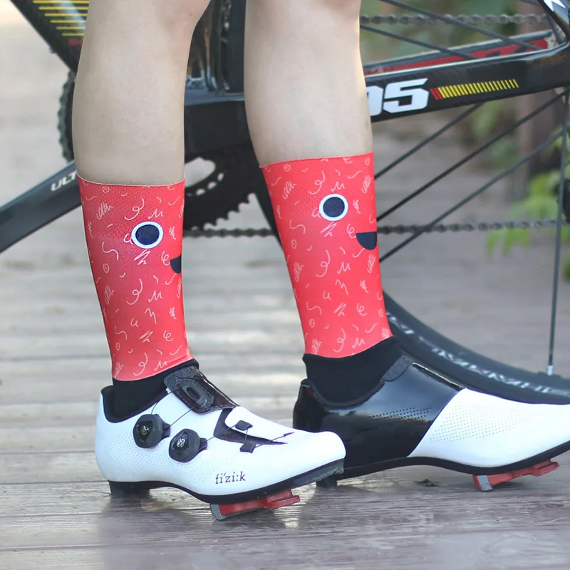 New pineapple compression cycling socks Outdoor cycling sports breathable wear-resistant pressure team socks Sport Racing