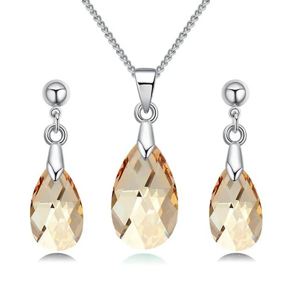 Украшенные кристаллами Сваровски подвеска в форме сердца ожерелья серьги Капли