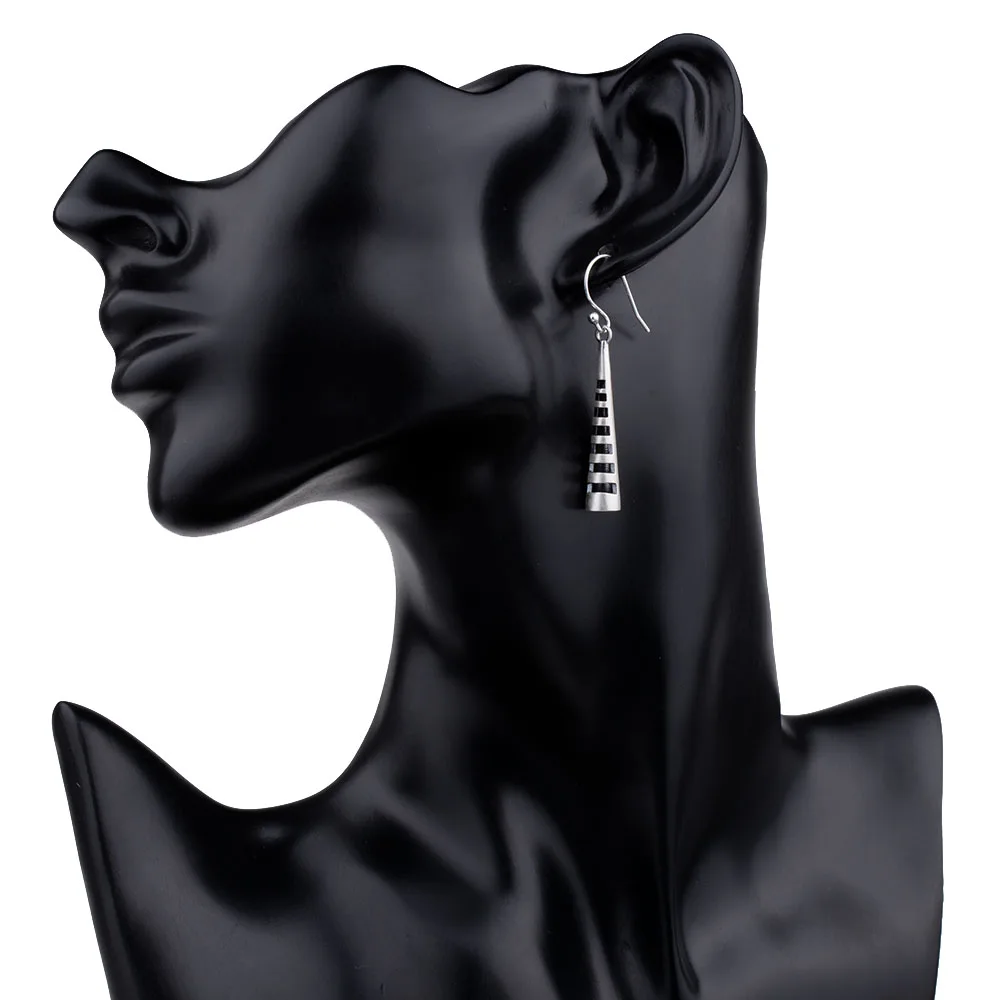 Мифический возраст реального 925 стерлингового серебра Винтаж Малый конус