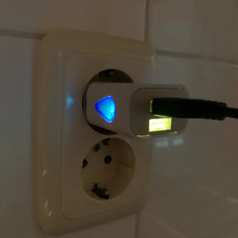 Универсальное зарядное устройство USB с двумя портами 2A Выход Путешествия адаптер