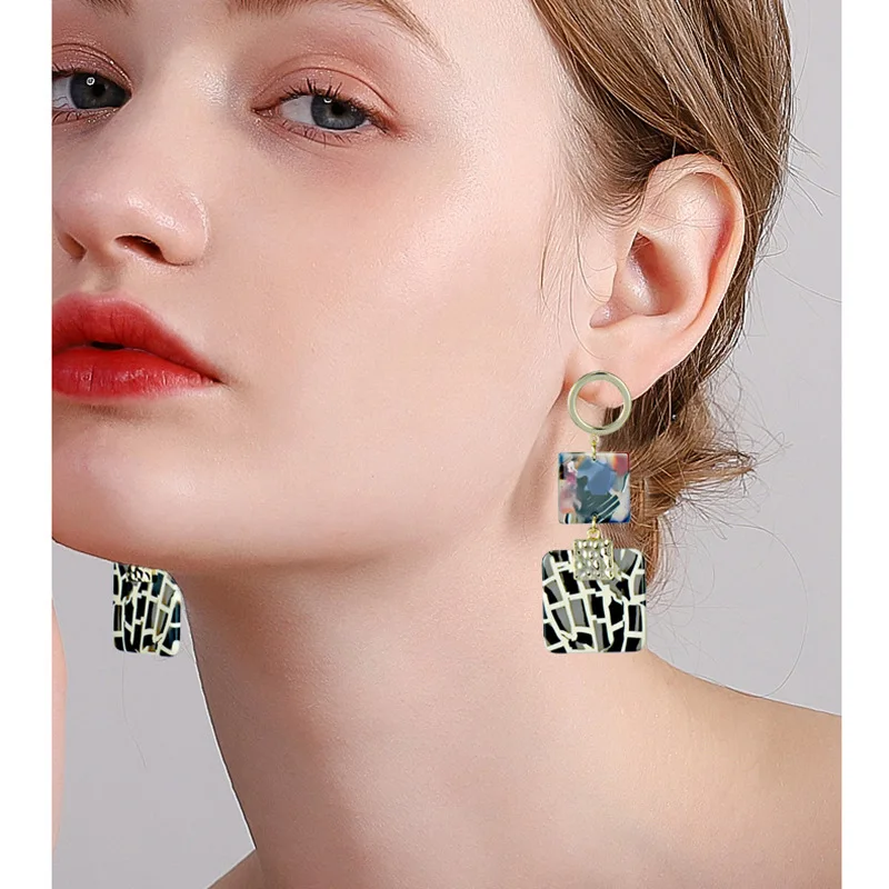 

New Popular High Quality Atmospheric Texture Of Acetic Acid Board Square Earrings Women's Fashion Leopard Net Red Earrings