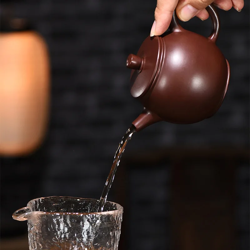 

Yixing original mine purple clay giant wheel pot made by famous experts