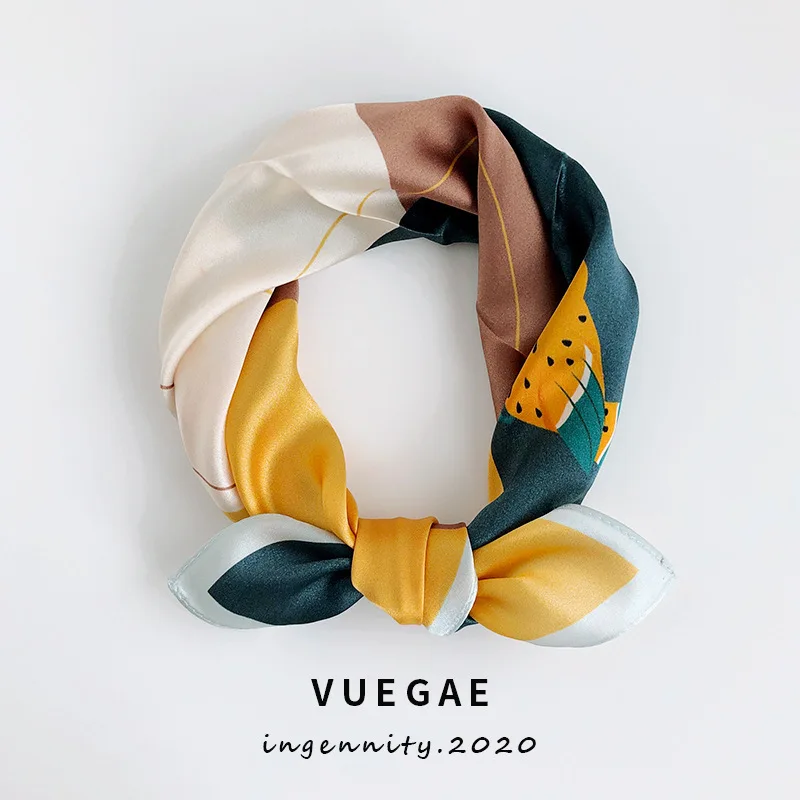 

2020 горячая Распродажа для женщин хиджаб зимний 100% шелковый шарф небольшие Квадратные Платки женские горловину новой моды бандана бренд пла...