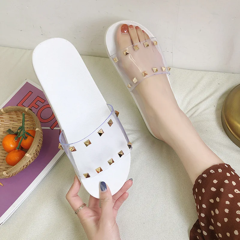

Summer Women Rivets Transparent Slippers Outdoor Pools Beach Shoes Luxury Brand Water Proof Rubber Non-Slip Home Shower Sandals