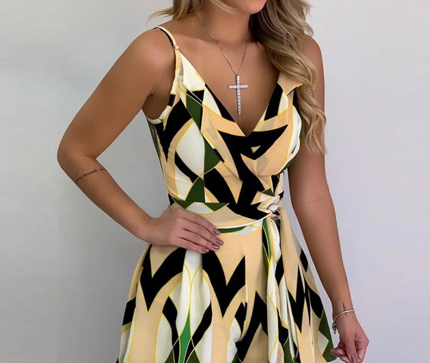 

New geometric print V-neck suspender jumpsuit