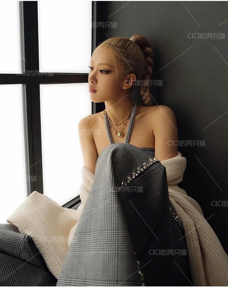 

Kpop Korean Celebrity ROSE Jazz Dance Sexy Sling Tube Top Vest Tops + Plaid Loose High Waist Straight Wide Leg Pants Women Sets