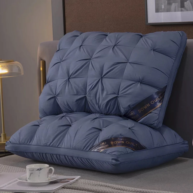 

Подушка из мытой ткани с перьями, 48 х74 см