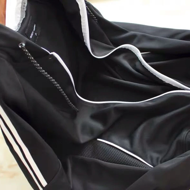 

Europe and the United States 2020 new autumn comfortable men's stitching sports casual sweater jacket