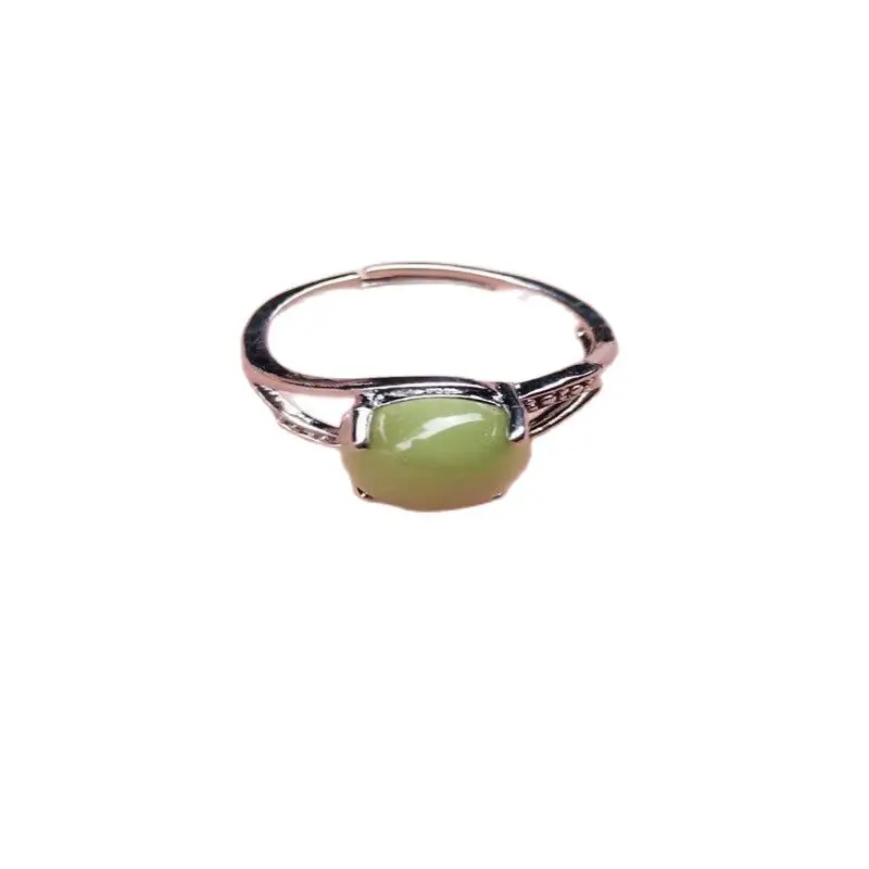 Красиво инкрустированные с флуоресцентным камнем женские кольца | Дом и сад