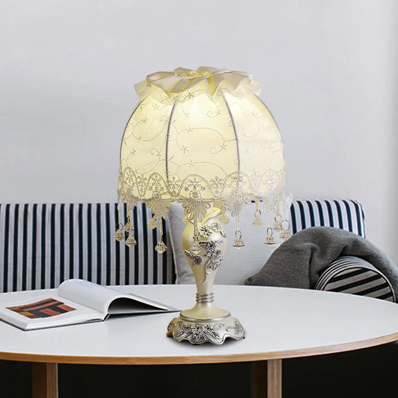 Европейский Спальня прикроватные лампы дистанционного Управление творческий