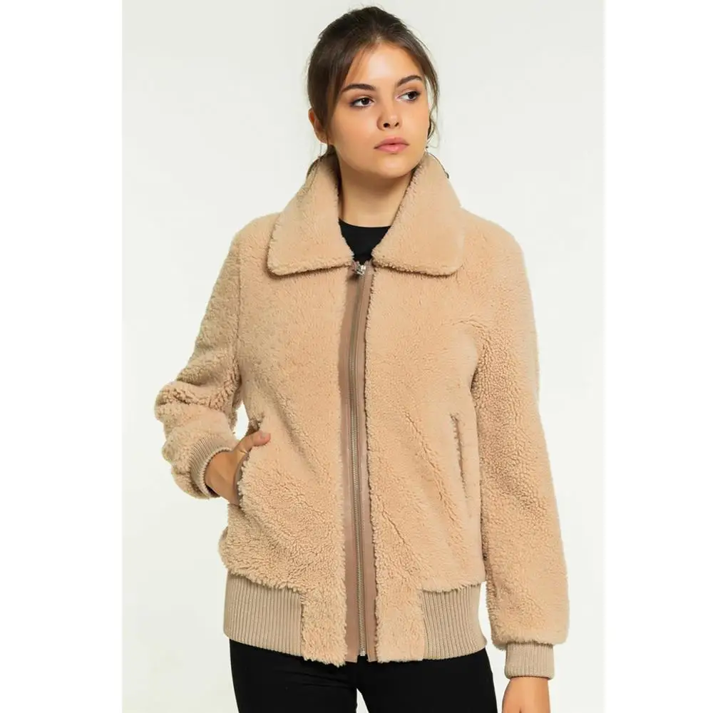 Womens College Shearling Jacket Turkey Wool Coat Short Fur Jacket Womens Winter Coats Beige Sheepskin Coat