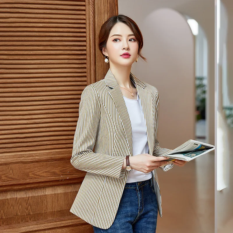 Женский блейзер в полоску приталенный офисный с длинным рукавом весна осень 2019