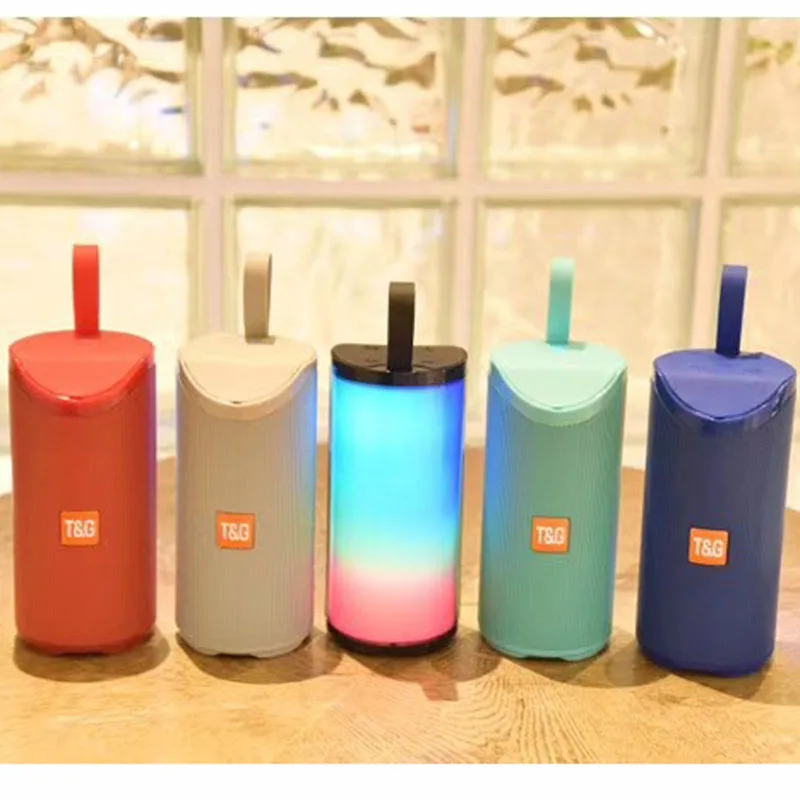 Bluetooth колонка кожаная портативная стереоколонка 5 вспышек светодиодный сабвуфер