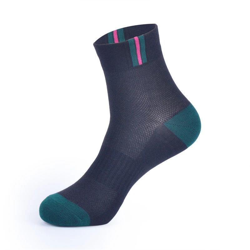 

Each Pack 5 Pairs Solid Color Mesh Socks Men's Sports Polyester-cotton Socks Summer Sweat Comfortably Man Socks