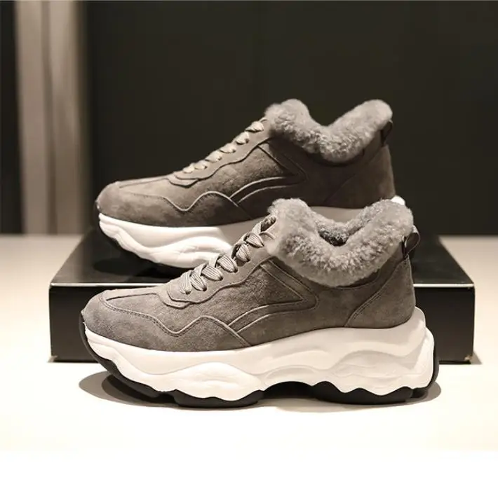 Женские зимние кроссовки на платформе повседневные кожаные с подкладкой модные