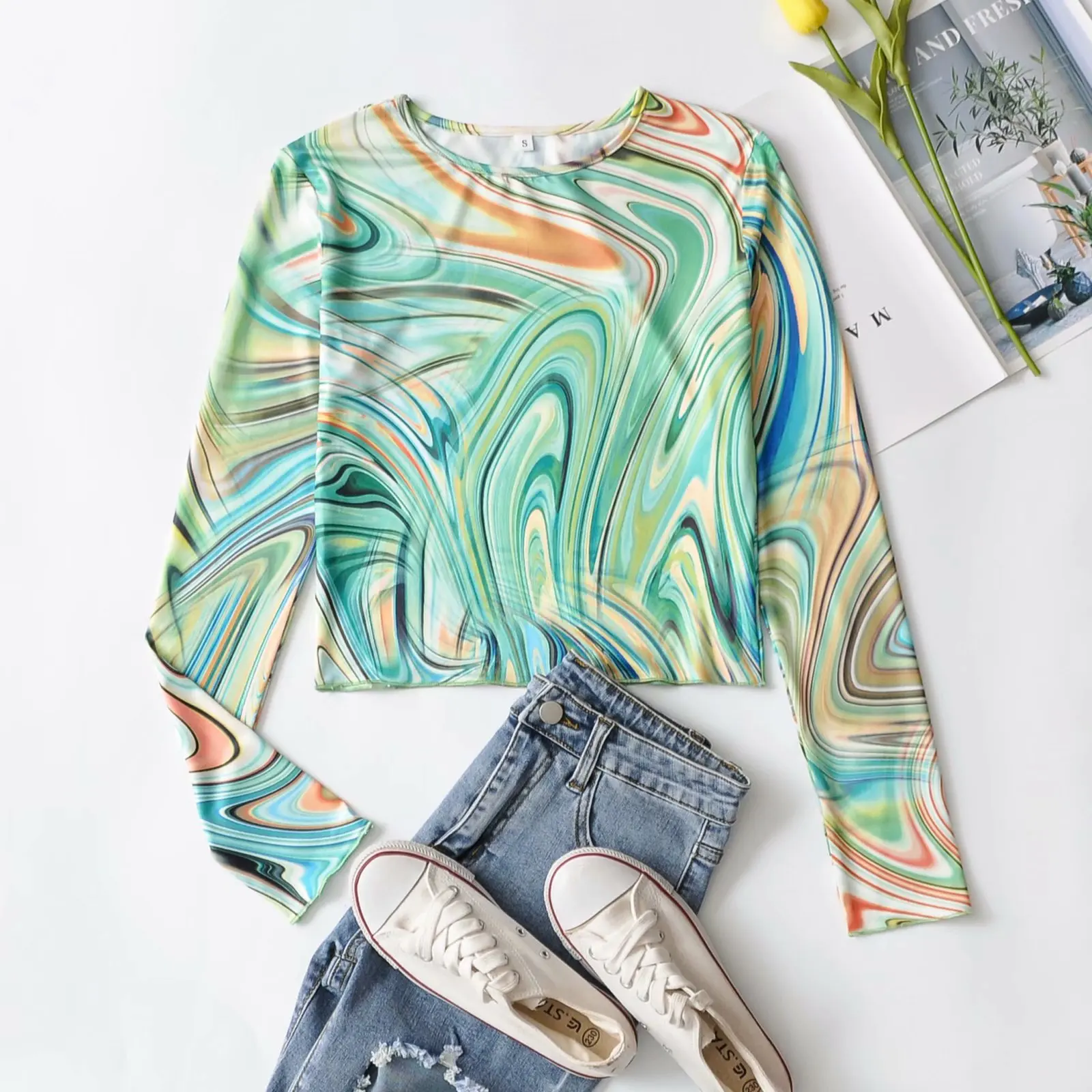 

Women Round Neck Long Sleeve Casual T-shirt Vintage Fashion Printed Slim Short Chic Female Tops