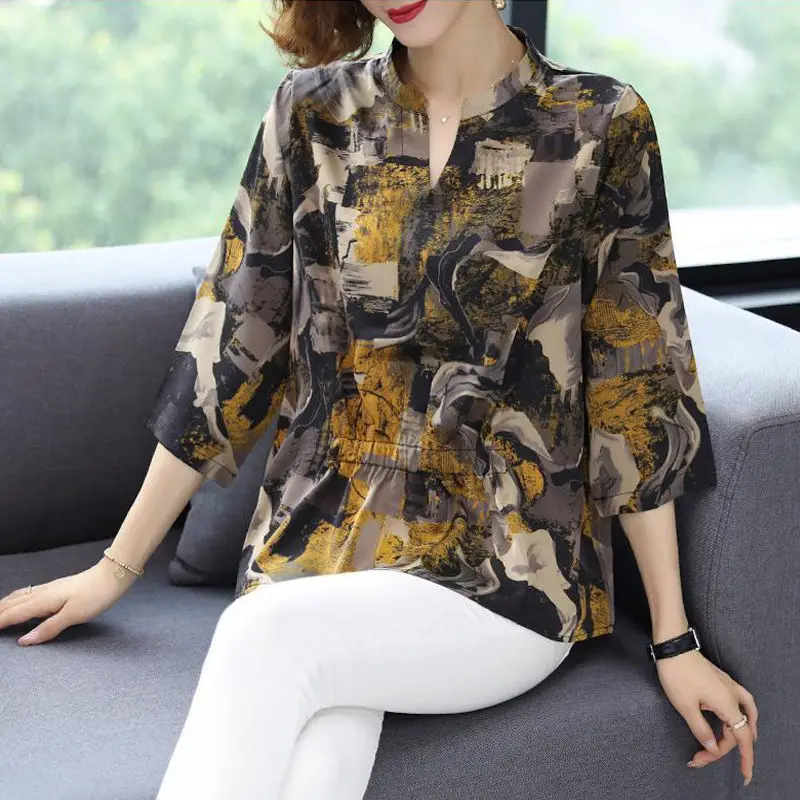 

Chiffon shirt 2021 spring and summer fashion casual women's loose blouse looks thin and western