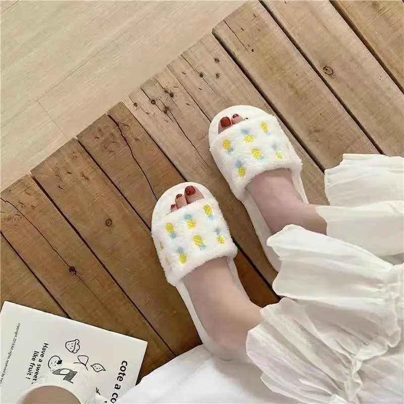 

Net red soft cute fruit cute embroidery pineapple strawberry cotton slippers women's indoor home autumn and winter hairy drag