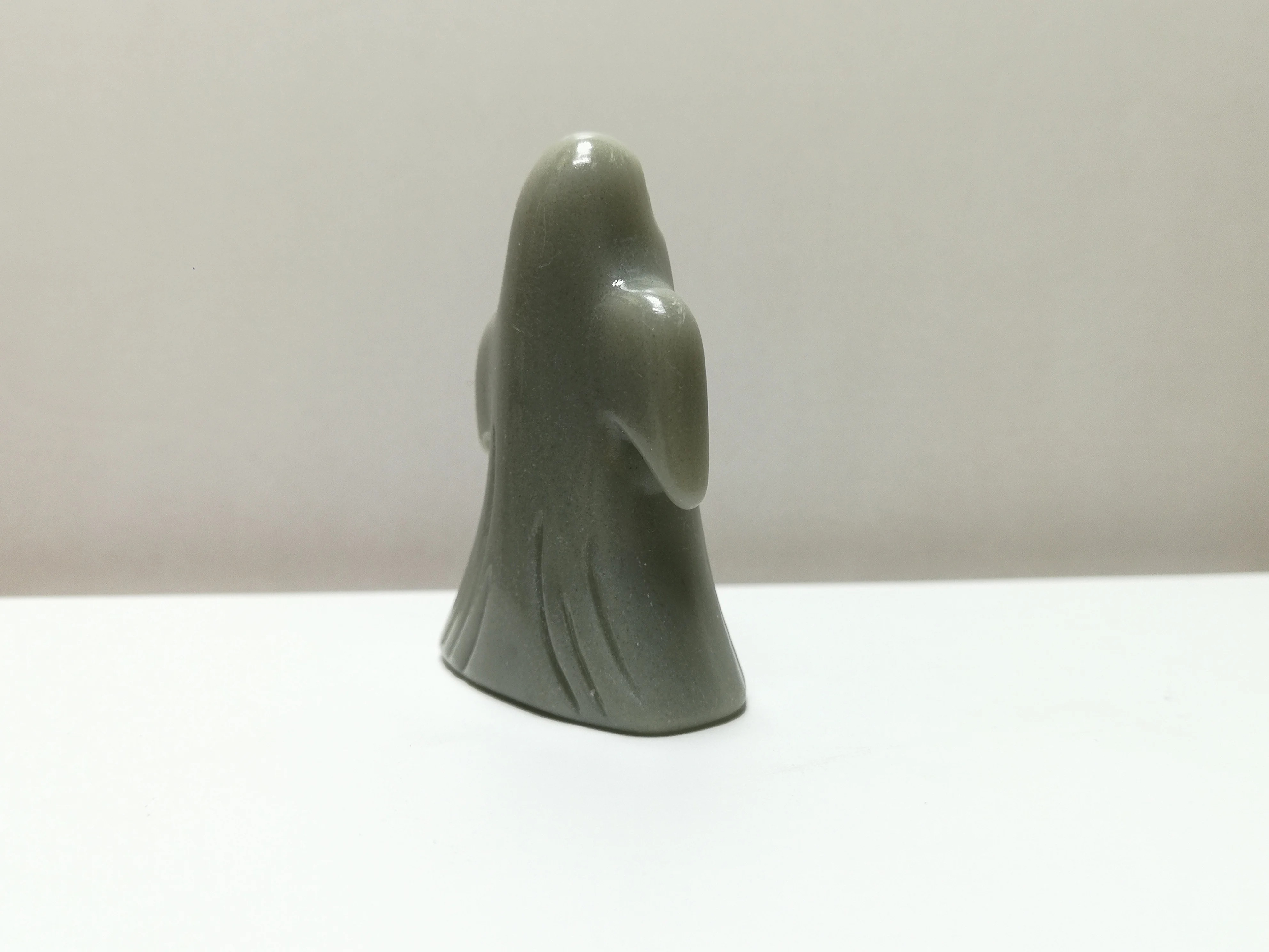 40 0 г Натуральный белый нефрит вырезанный Призрак с кристаллами волшебная