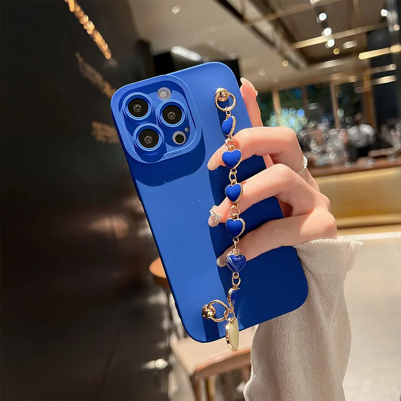 

Blue Heart Bracelet Strap Case For iPhone 13 Pro Max 12 MiNi 11 X XS XR 7 8 plus SE Case Camera Protection Silicone Soft Cover