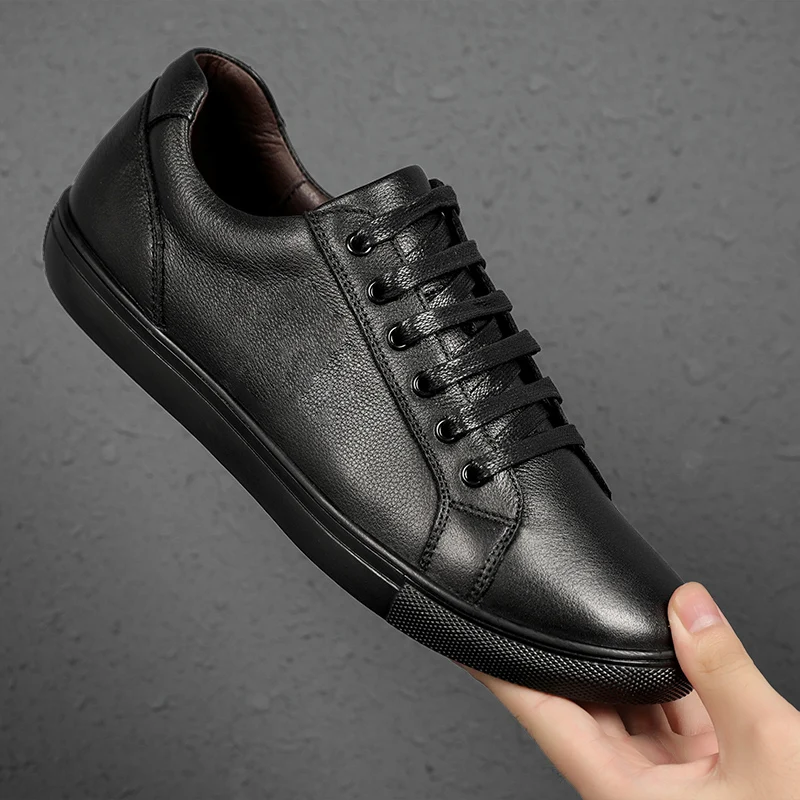 

Casual Men's shoes Genuine Leather Shoes Classic outdoor fashion Male Lace-up Sneakers Quality Flats men Moccasins Footwear