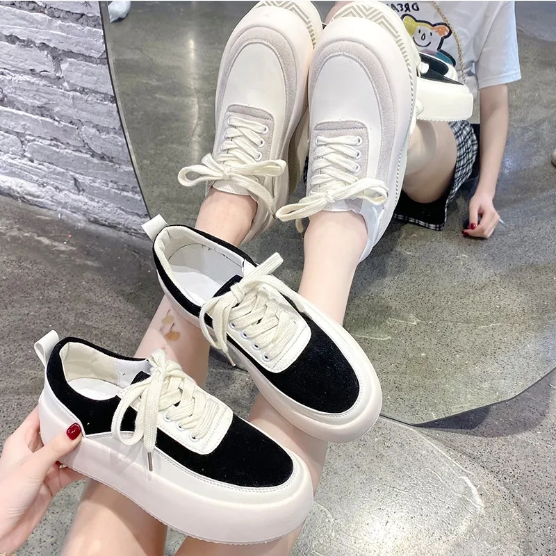 

New Women Sneakers 2021 Fashion Breathable Vulcanized Shoes Soft PU Leather Platform Shoes Women Lace Up Casual Shoes White